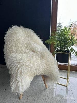 Premium curly Gotland Sheepskins