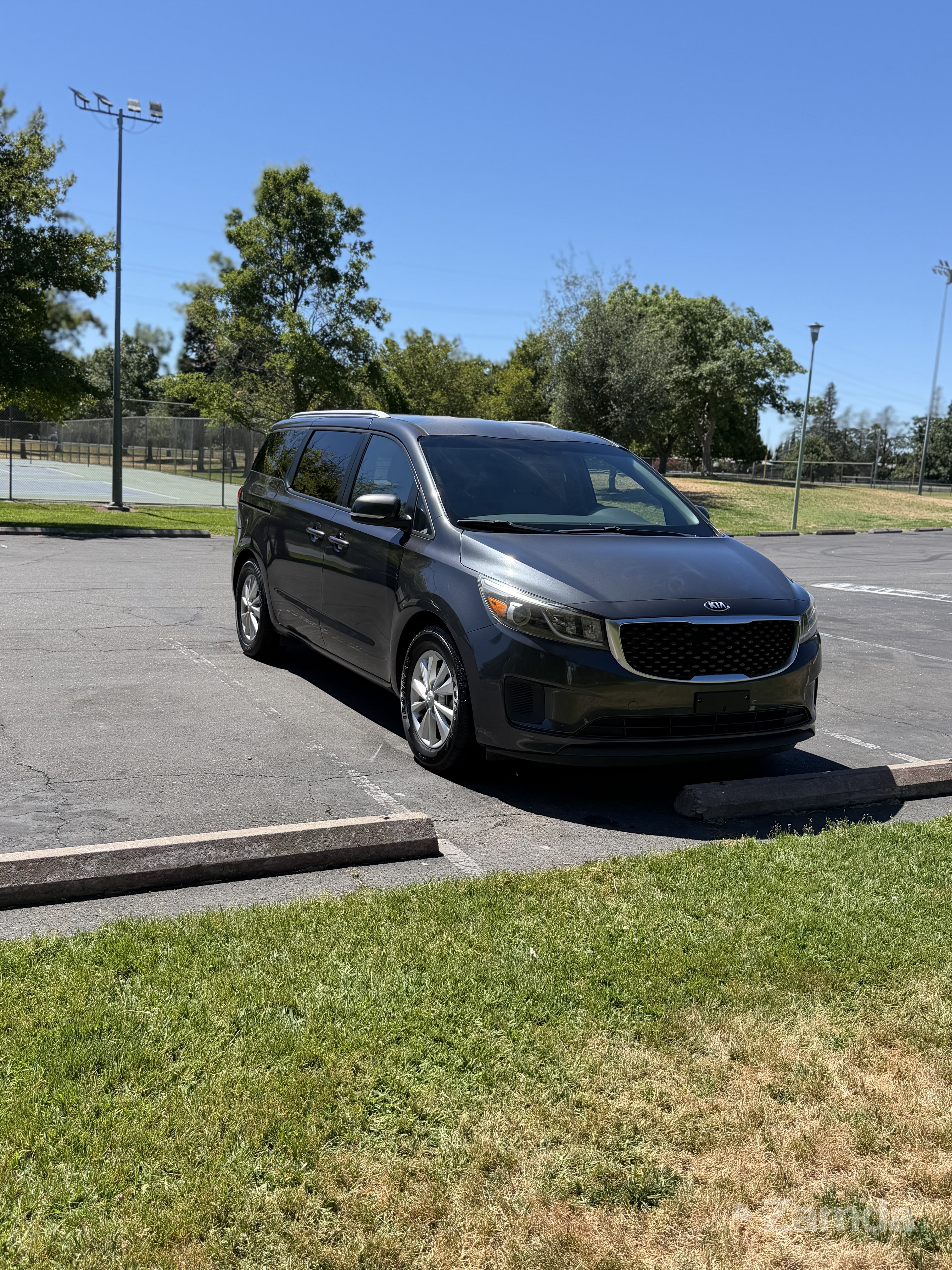 Kia Sedona 2016