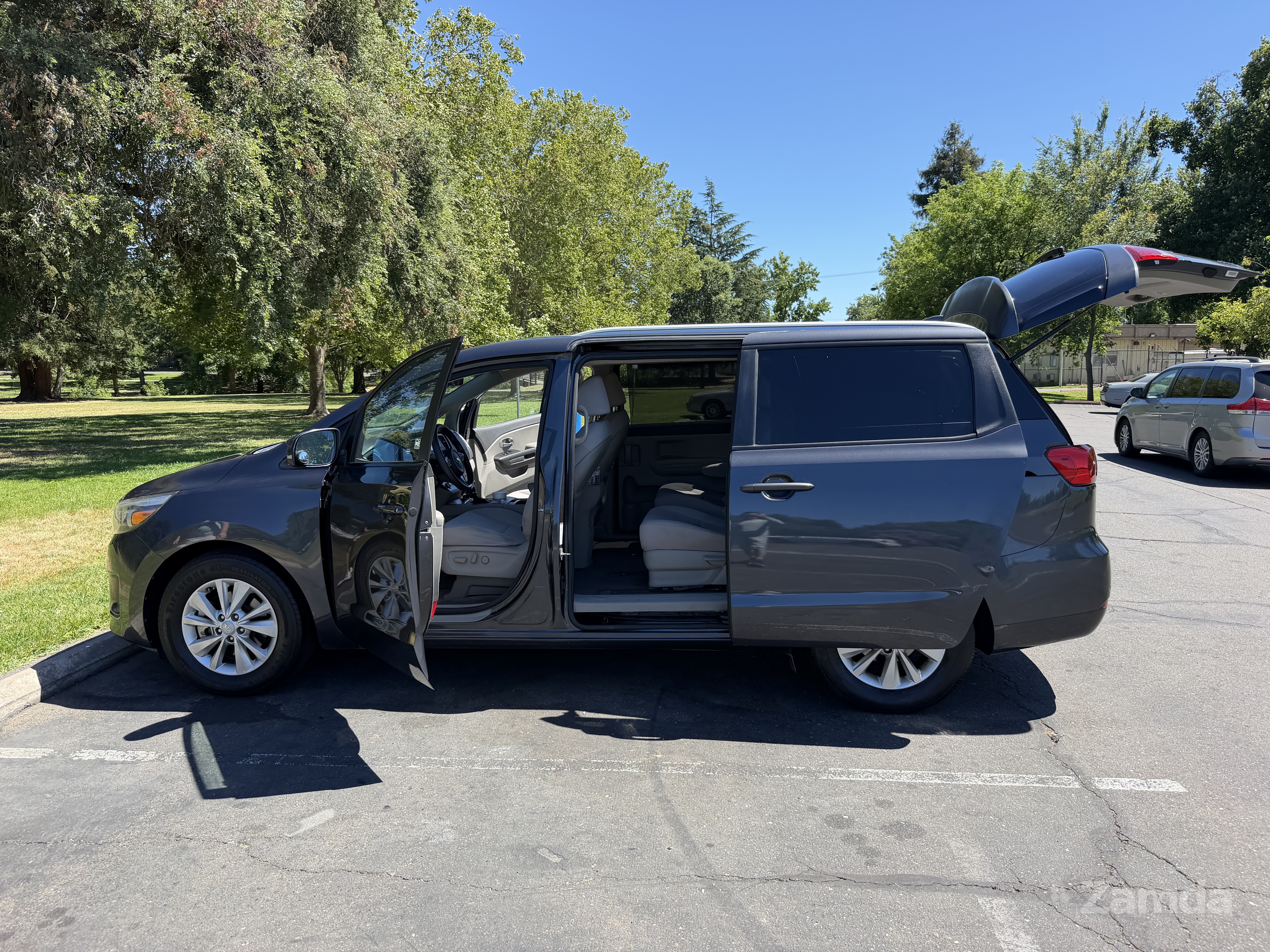 Kia Sedona 2016