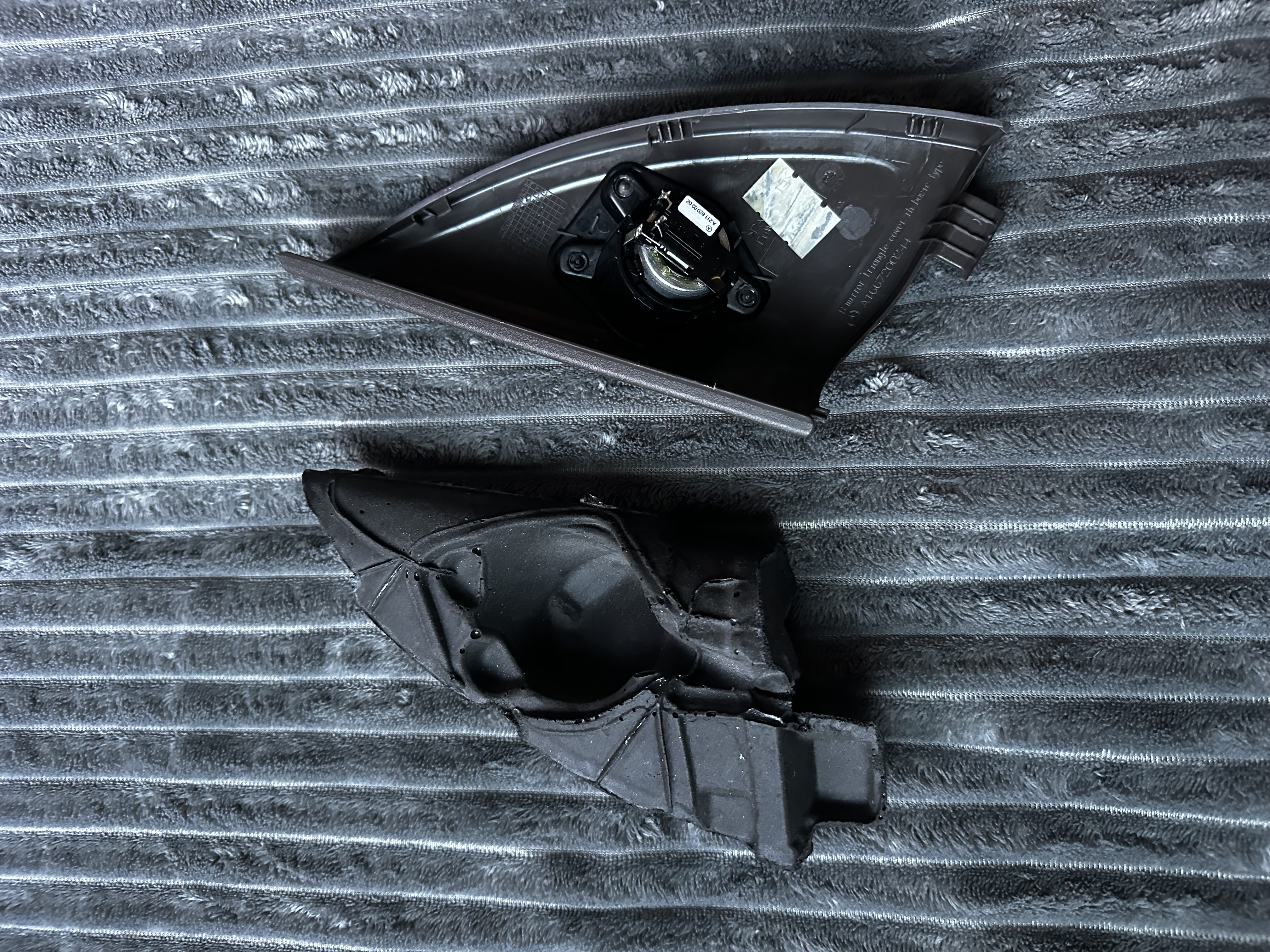 š Mercedes-Benz OEM Front Tweeters (Pair)