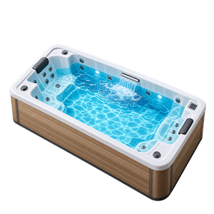 Pools & Spas